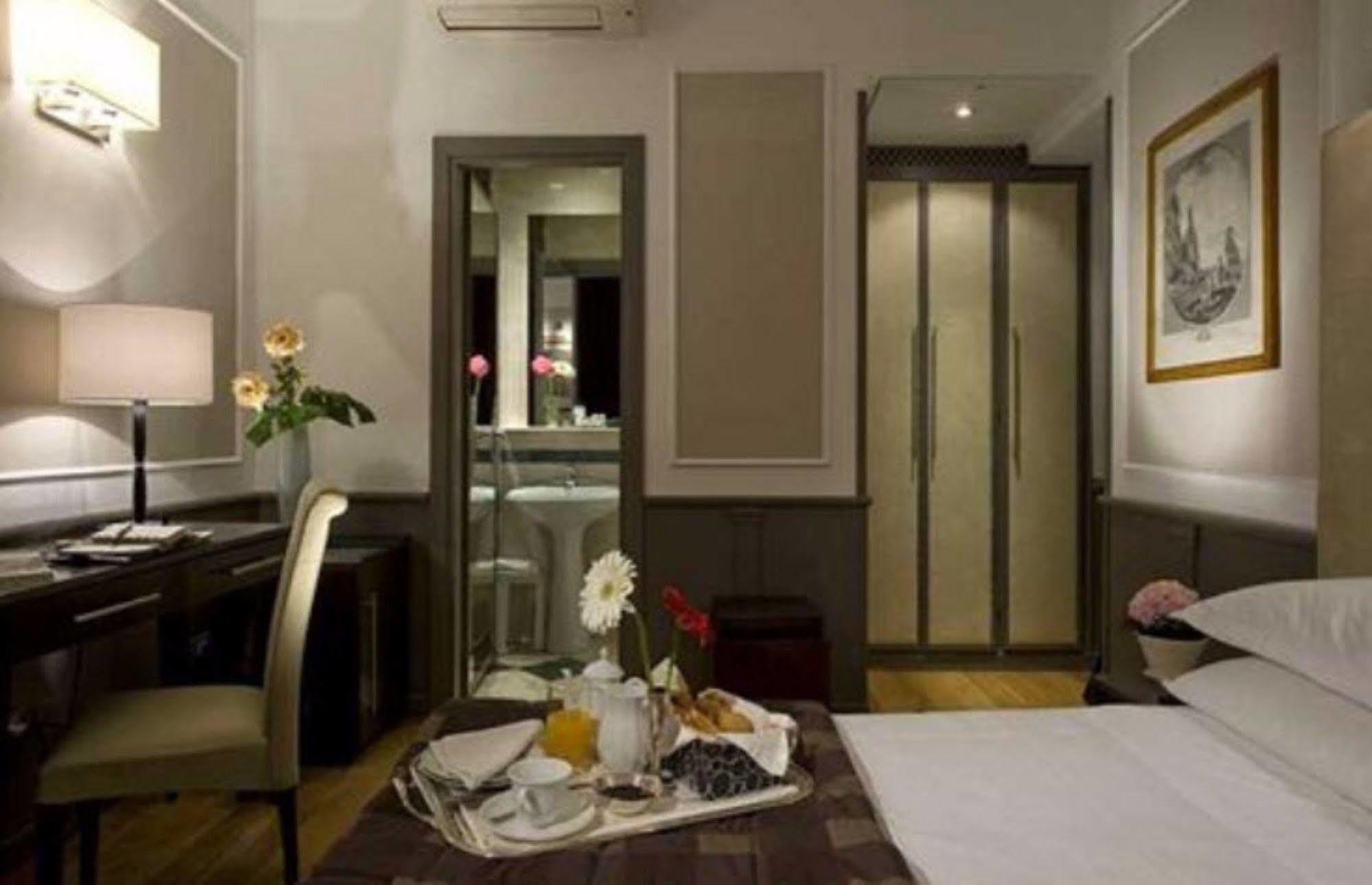 Duca D'Alba Hotel - Chateaux & Hotels Collection Roma Camera foto